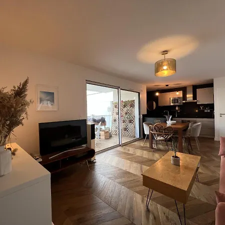 Le Jardin- T3 Berges Du Canal Apartment